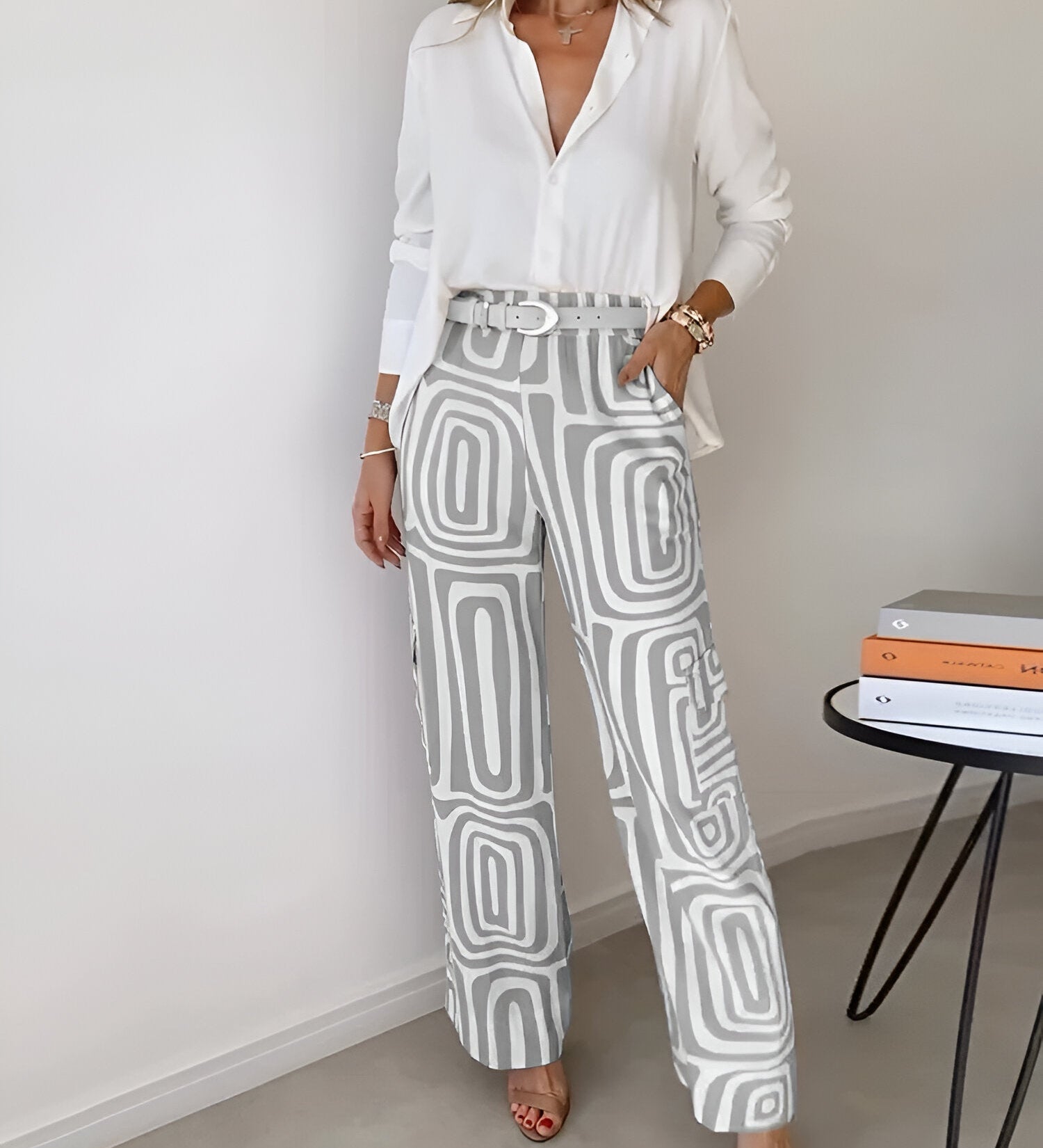 Isaline™ | Conjunto Elegante de Duas Peças com Blusa Oferecida