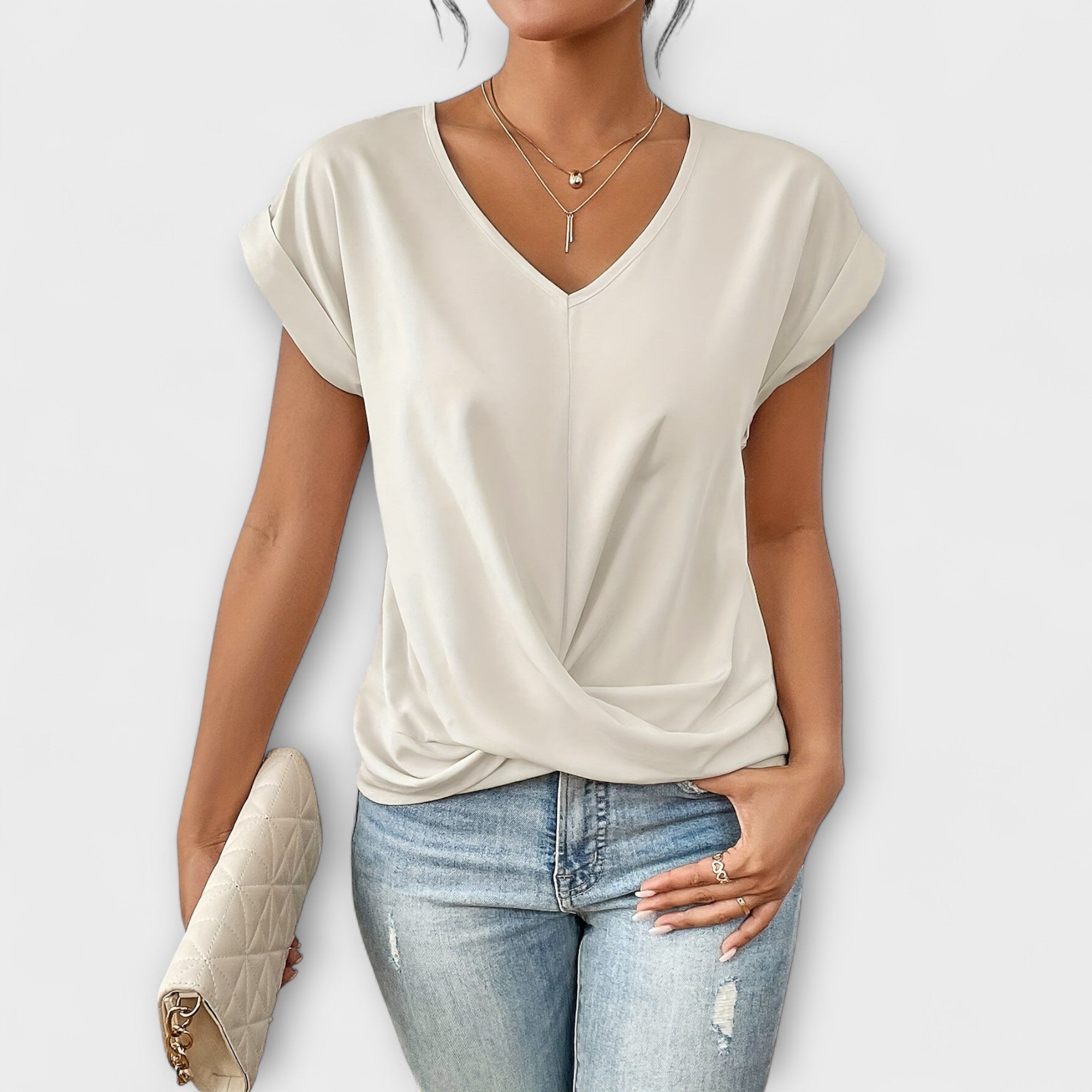 Heloise - Top com decote em V e detalhe de contas